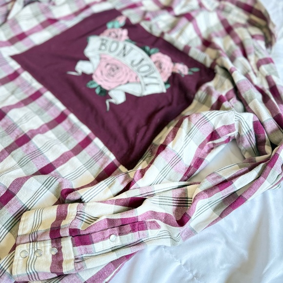 XL upcycled Bon Jovi flannel shirt - Picture 4 of 5